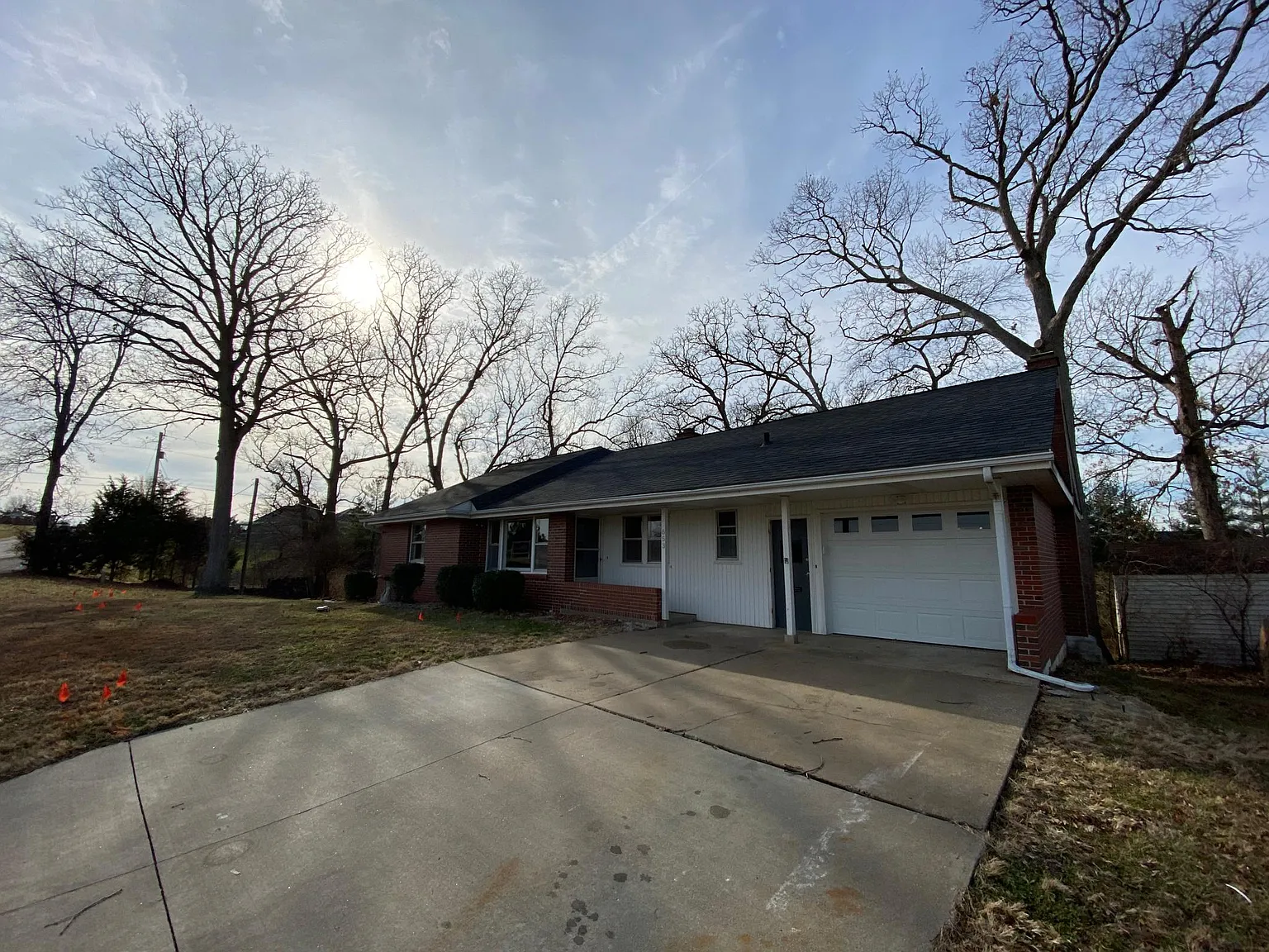 3 bed, 1.5 bath, 1340 sqft, $2,200 — Photo 3