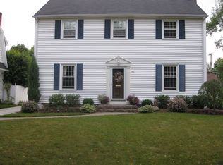 151 Darwin Dr, Amherst, NY 14226
