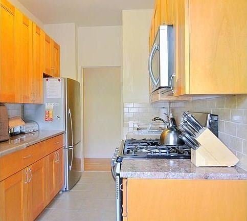 4th image of 501 W 123rd St APT 4A