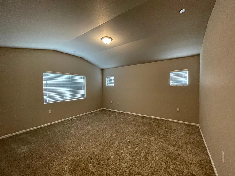 1037 Timberline Ave — Photo 13