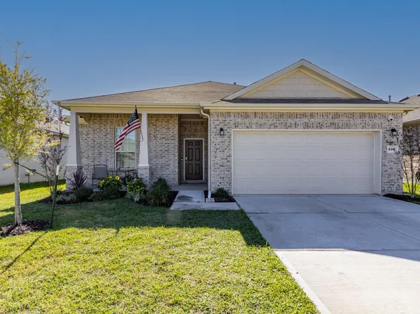 336 Paso Fino Dr, Alvin, TX 77511