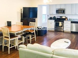 169 Hillside St #A1, Mission Hill, MA 02120