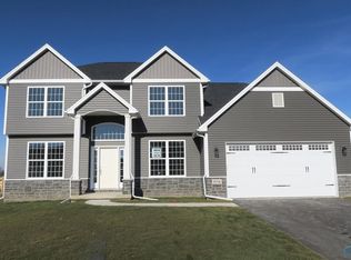 8934 Dalmore Ct, Sylvania, OH 43560