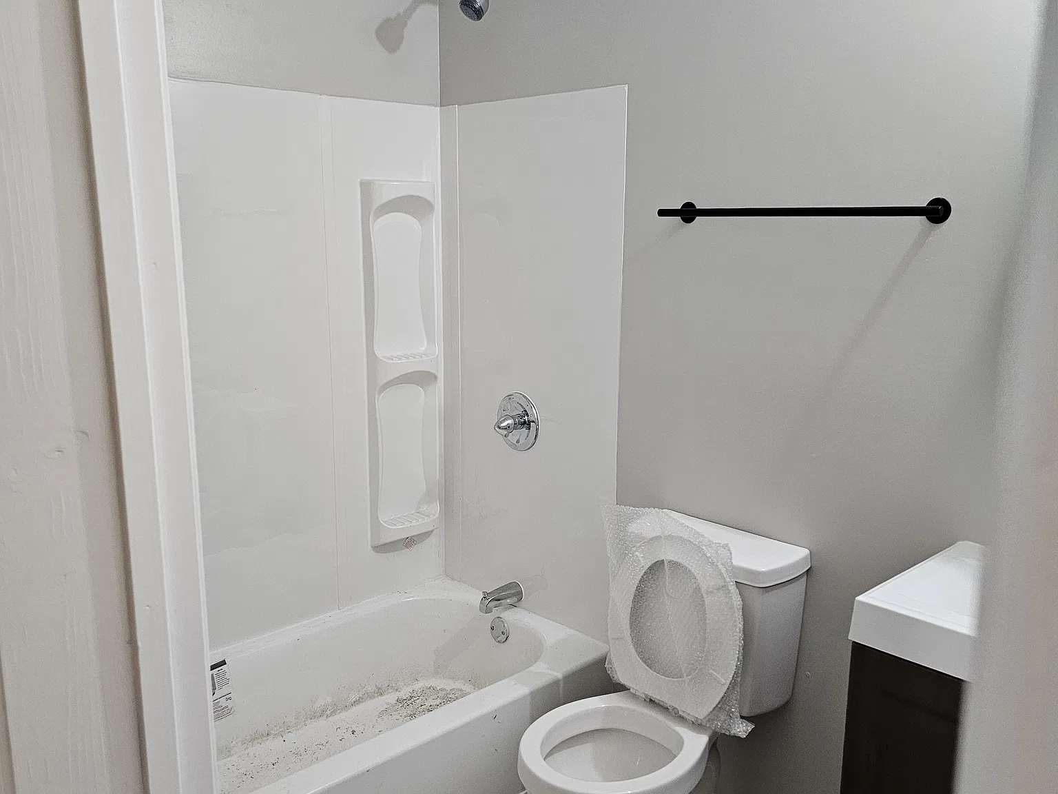 1 bed, 512 sqft, $725 — Photo 1