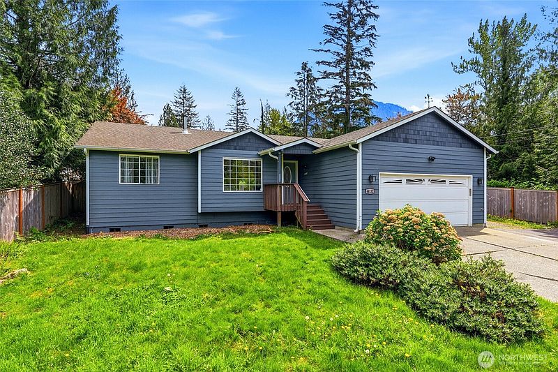 2nd image of 44132 Fir Road