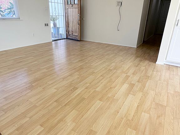 4th image of 2221 Isabel St