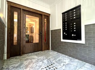 2013 Eastern Pkwy APT 5, Louisville, KY 40204
