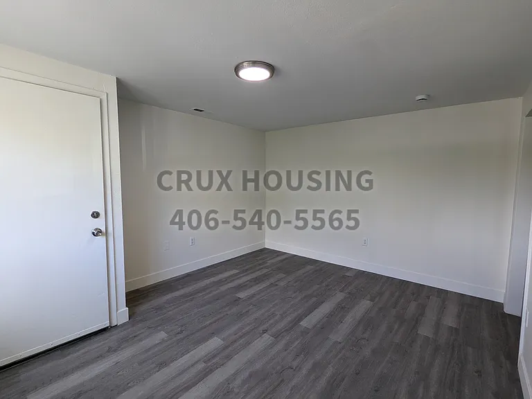 621 6th Ave N #5 — Photo 5