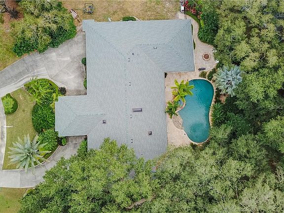 3rd image of 10909 Theresa Arbor Dr