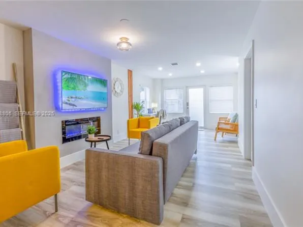 1762 NW 15th St #1, Miami, FL 33125