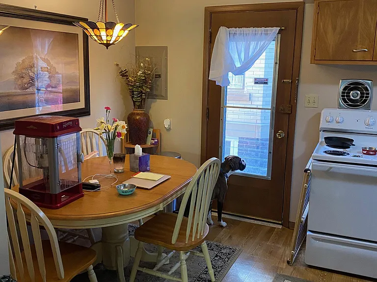 161 W Como Ave #D — Photo 2