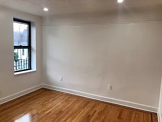 Rented by Sophie Bednarczyk