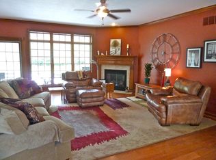 137 Deerfield Cir, Bryan, OH 43506