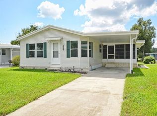3221 Manatee Rd, Tavares, FL 32778
