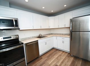 23 South Ct #23, Clinton, NJ 08809