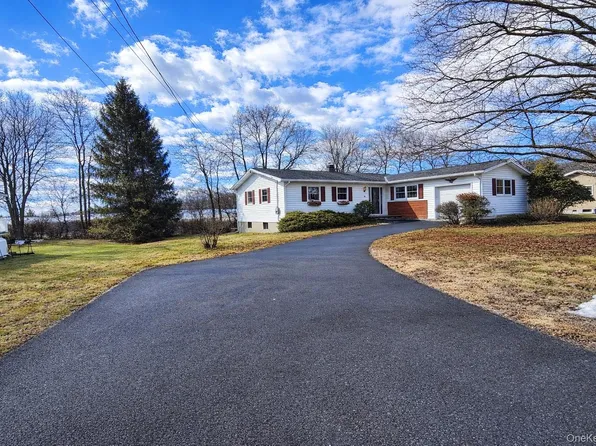 15 Short Hill Drive, Poughkeepsie, NY 12603