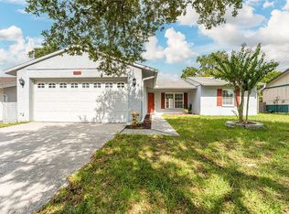 5010 Larch Ln, New Port Richey, FL 34653