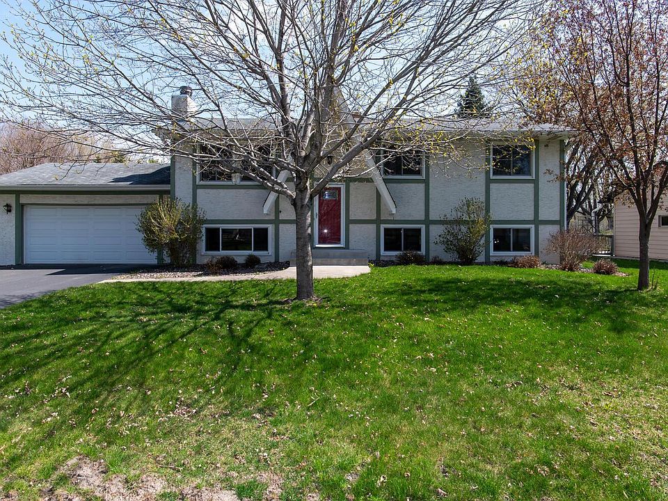 1st image of 3074 Evelyn St