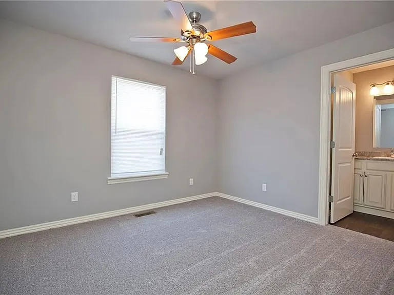 1255 N Rupple Rd #4 — Photo 1