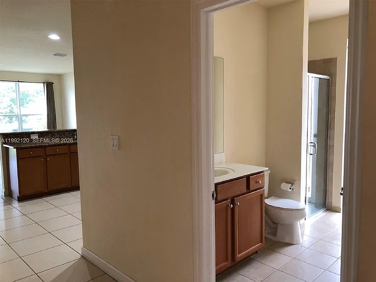 17000 SW 90th Ter — Photo 4