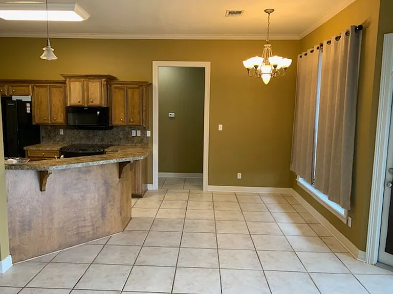 1201 Quincy Dr — Photo 10