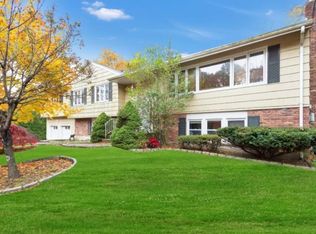 270 Duxbury Rd, Purchase, NY 10577