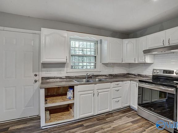 3rd image of 5006 Ortega Cir NW