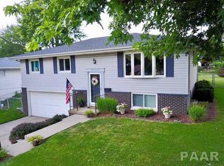 3113 W Birkshire Dr, Peoria, IL