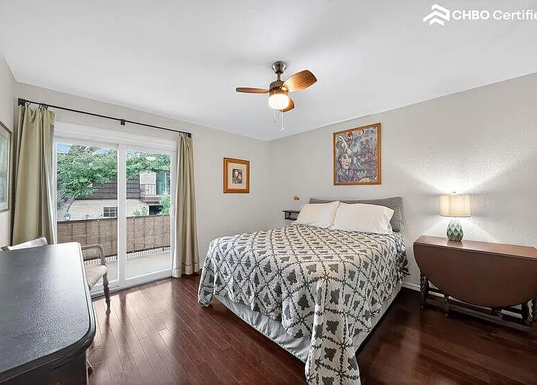 8038 Broadway #238 — Photo 23