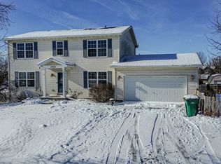 2025 Scotch Pine Ct, Lockport, IL 60441