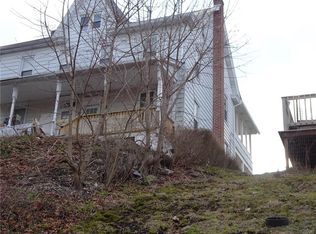 122-549 Cherry St, Slatington, PA 18080