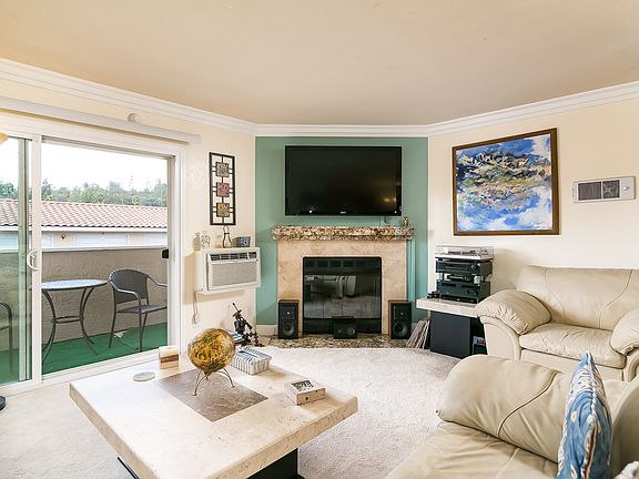 3rd image of 1075 N Escondido Blvd Unit 109