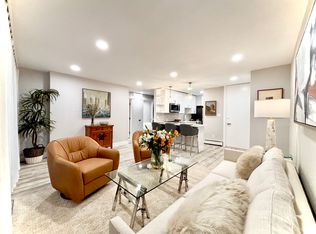 1700 17th St APT B7, Boulder, CO 80302