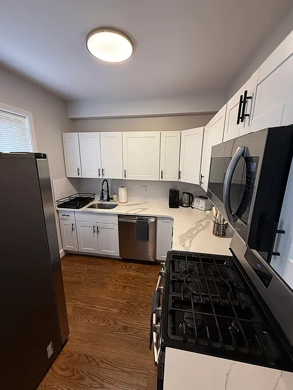 5 bed, 1550 sqft, $7,550 — Photo 1