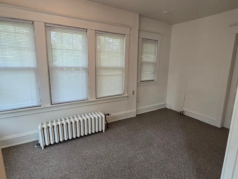 3554 N Prospect Ave #7 — Photo 3