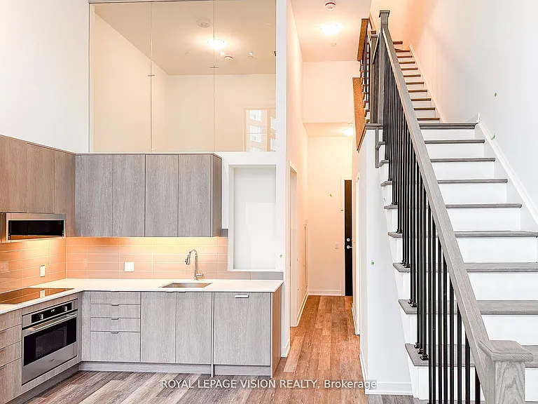 250 Lawrence Ave W #105 — Photo 6