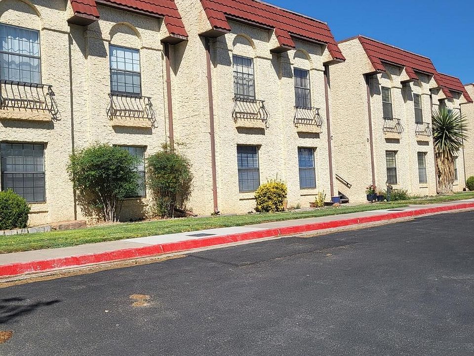 1st image of 831 Country Club Dr SE APT 2D