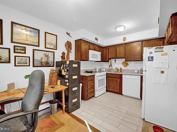5th image of 5200 Hilltop Dr APT G2