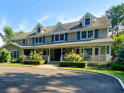 65 Foxhunt Crescent, Syosset, NY, 11791
