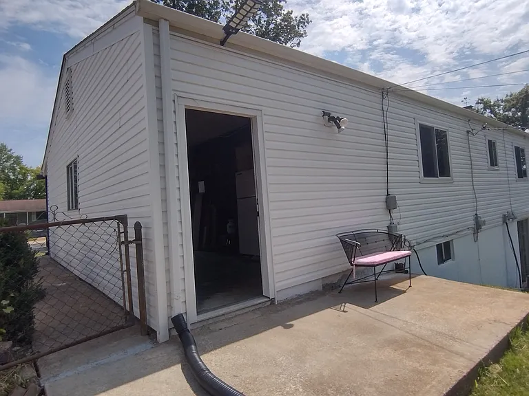 11837 Foxwood Dr — Photo 31