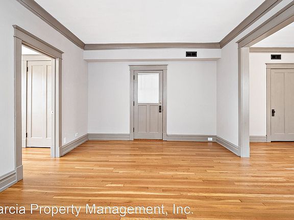3rd image of 2160 Tower Grove Ave #3S