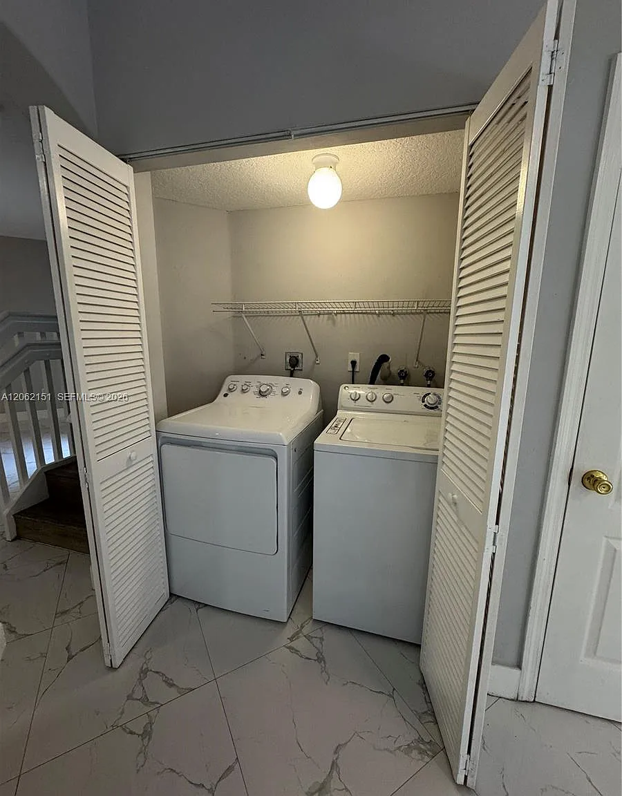 Secret Garden Condo — Photo 4