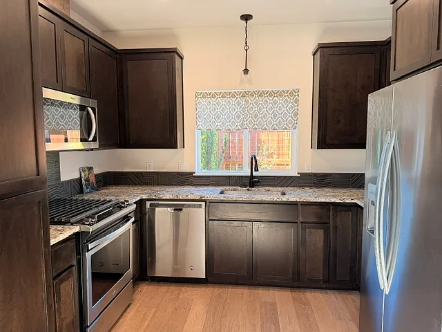 57 Stage Way — Photo 5