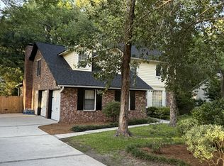 989 Colonial Dr, Mount Pleasant, SC 29464