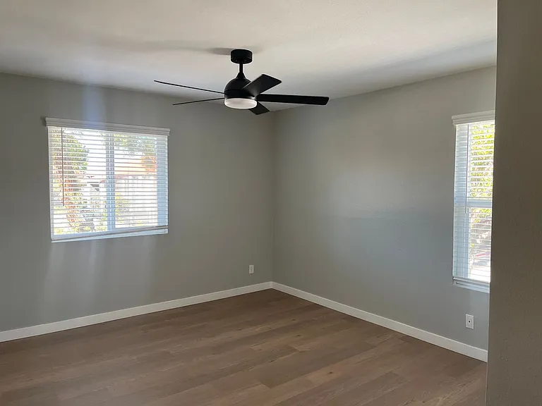 Corona Pointe Resort — Photo 173