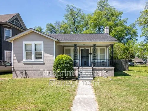 208 52nd Pl N Photo 1