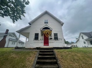 1115 Main St, Elwood, IN 46036