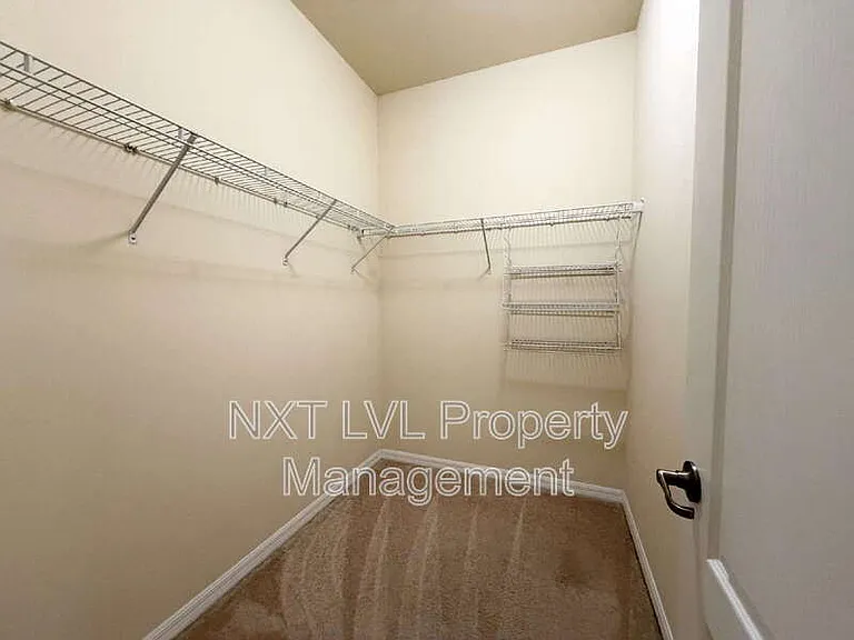 9453 River Otter Dr — Photo 17