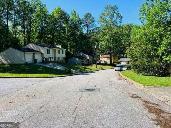 2035 Scotland Way, Stone Mountain, GA 30088