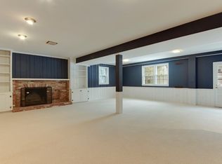 7909 Coach St, Potomac, MD 20854